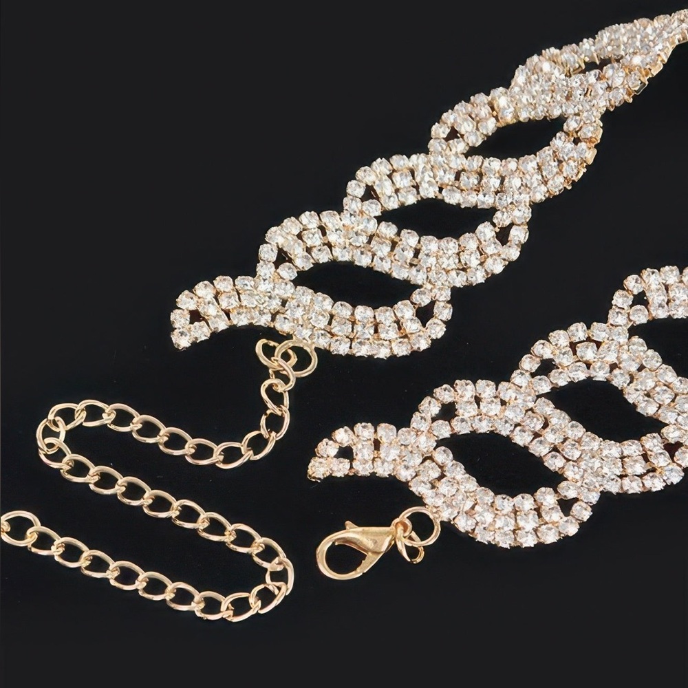 Rhinestone Chain Choker - Picture 4 of 5